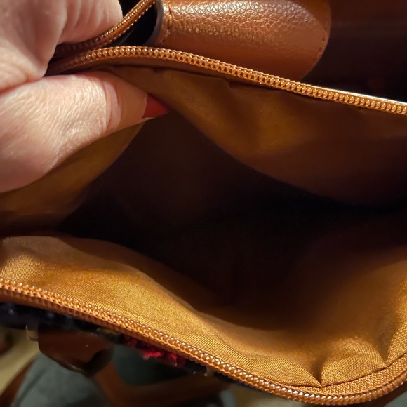 Beautiful Purse - Picture 6 of 8